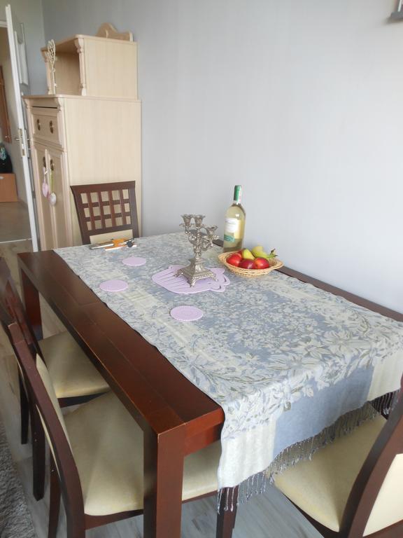 Apartament Obroncow Wybrzeza Apartment Gdansk Room photo